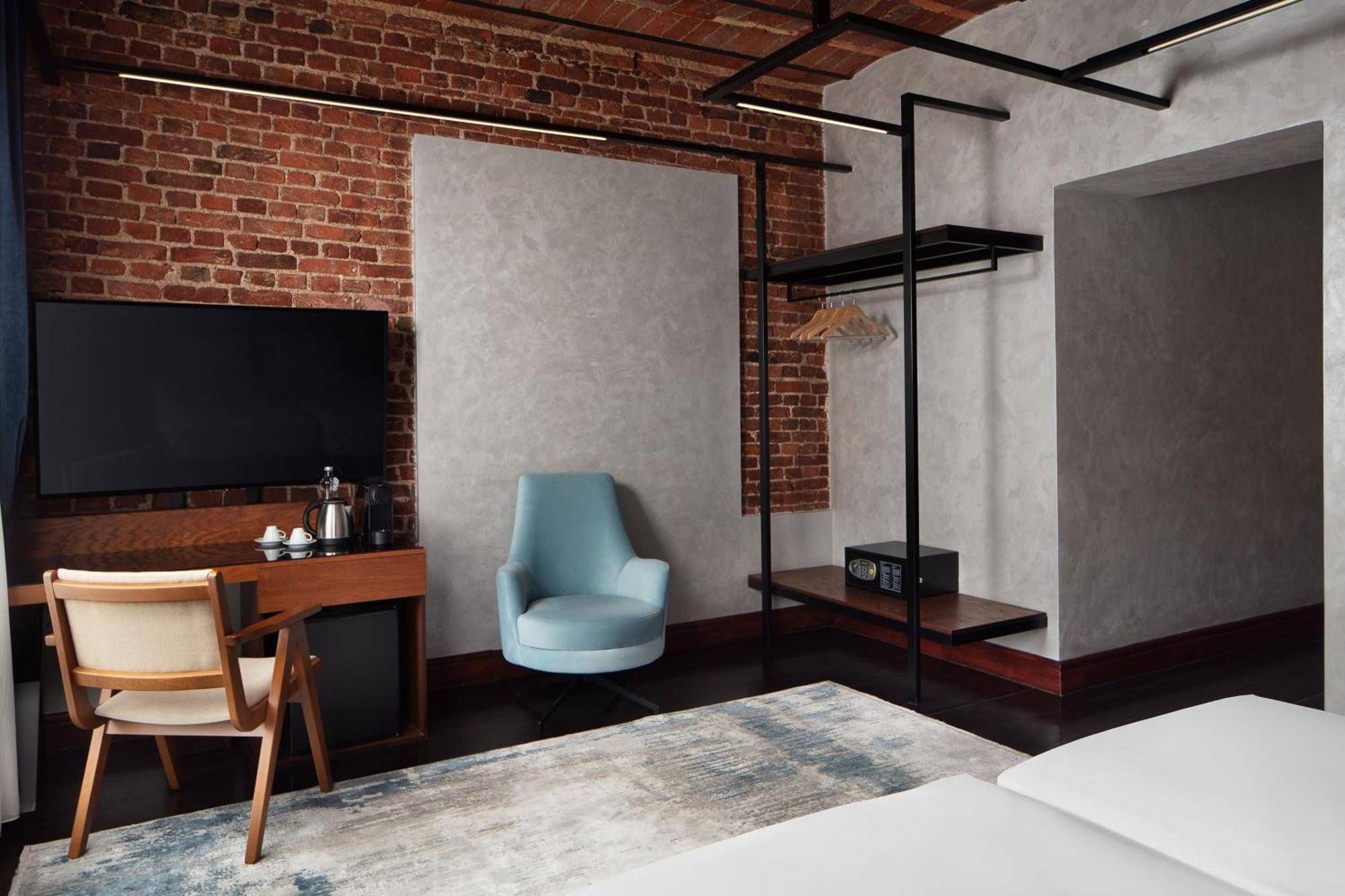 德卡蒙多加拉塔酒店 伊斯坦布尔 外观 照片 A room at the hotel