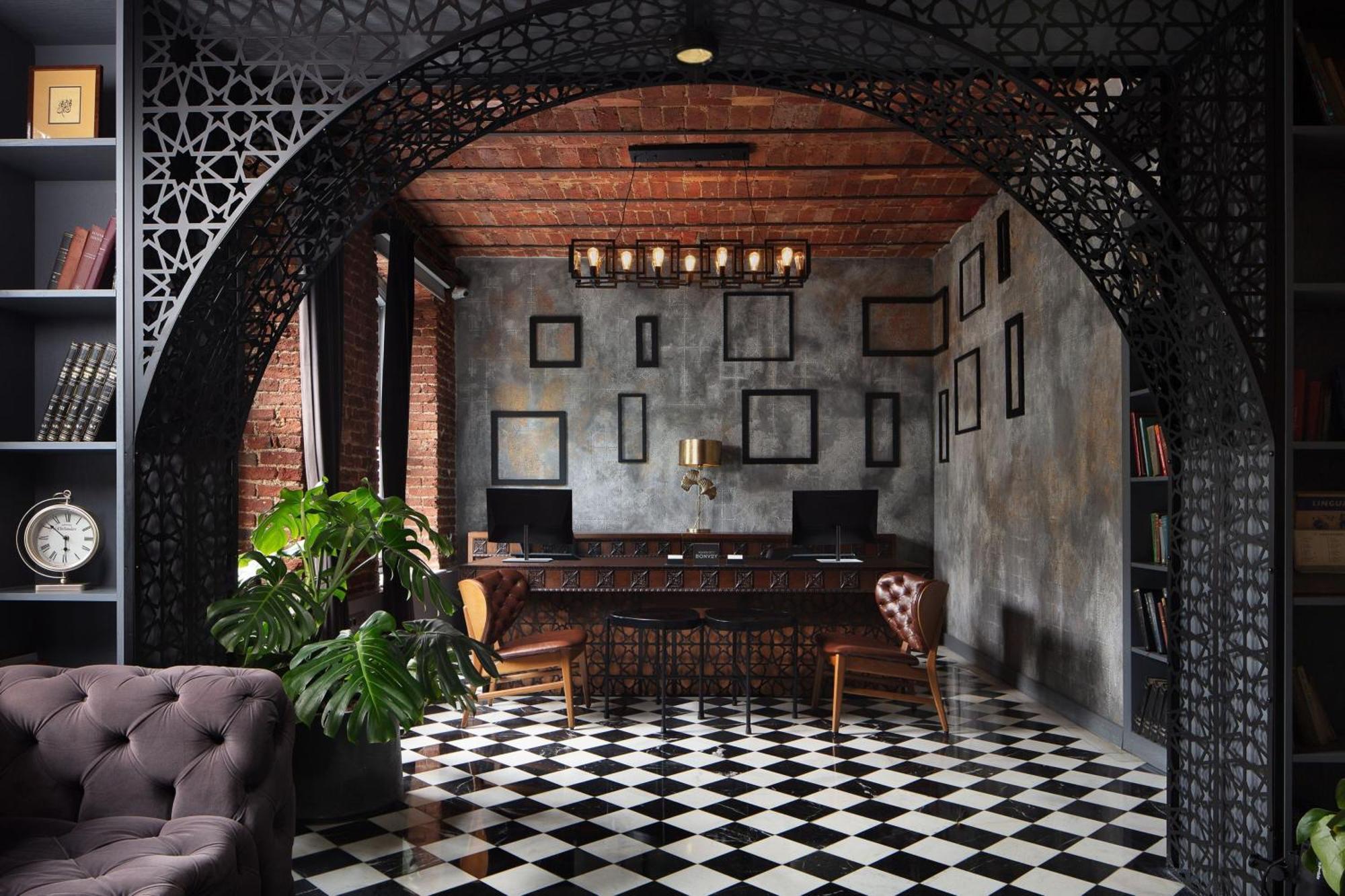 德卡蒙多加拉塔酒店 伊斯坦布尔 外观 照片 The library at the hotel