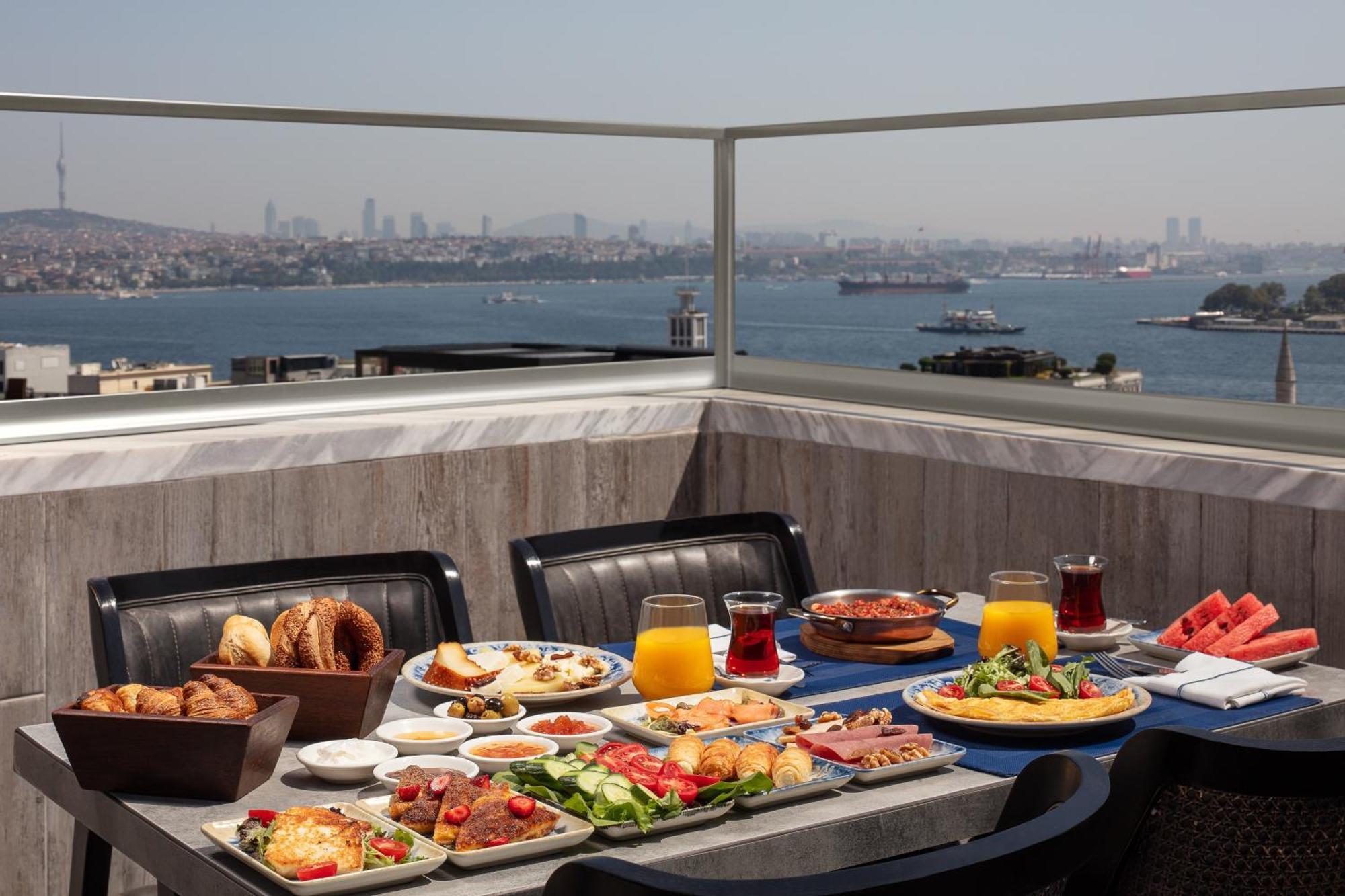 德卡蒙多加拉塔酒店 伊斯坦布尔 外观 照片 Turkish breakfast